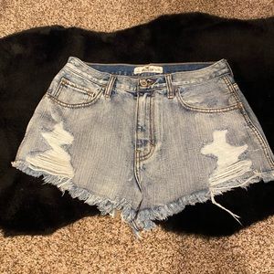 Hollister distressed frayed denim jean shorts